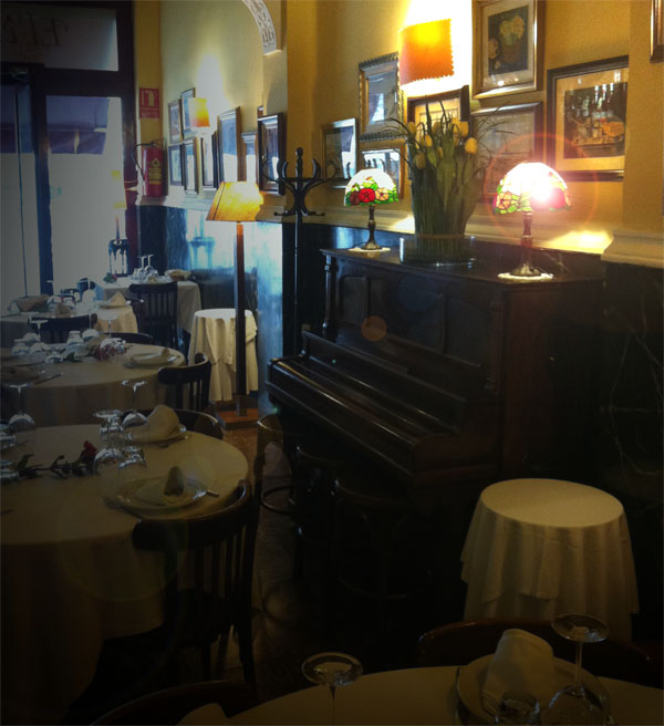 Restaurante Taberna El Encuentro en Valencia (2)Piano